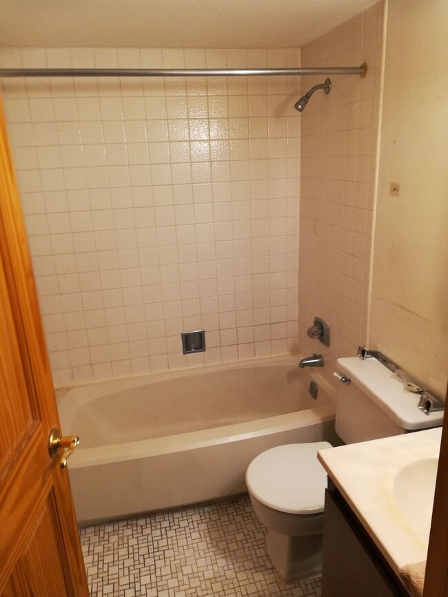 Photo - 1009 Buccaneer Dr Unit 3