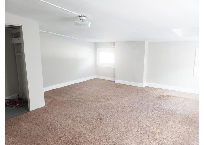 Photo - 3218 Bishop St