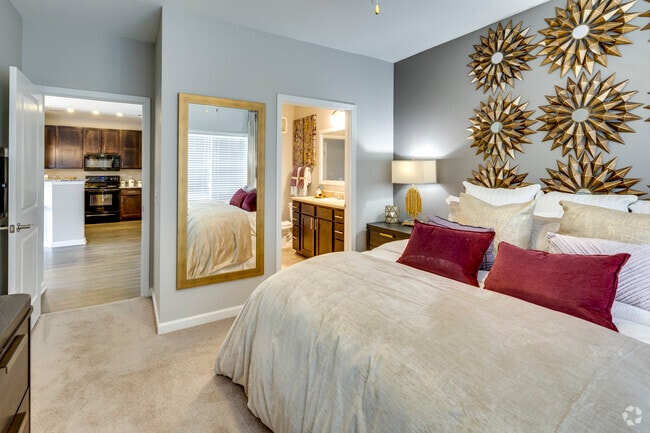 1BR, 1BA - 870SF - Bedroom
