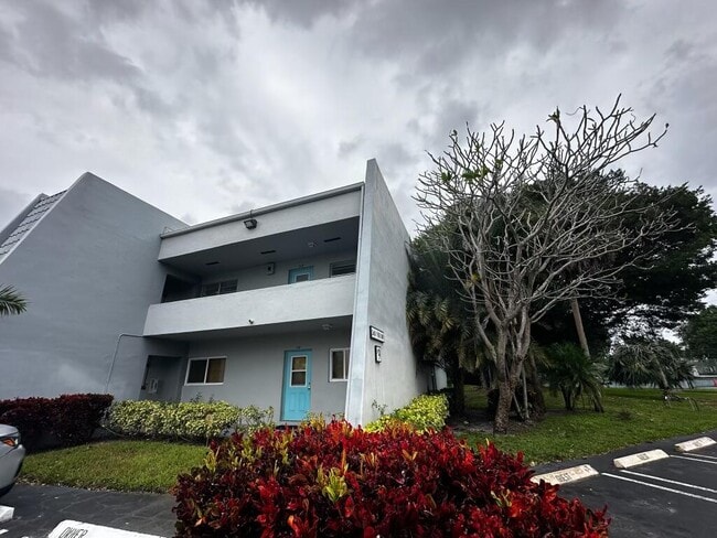 Building Photo - 2600 Fiore Way Unit 2150 Rental