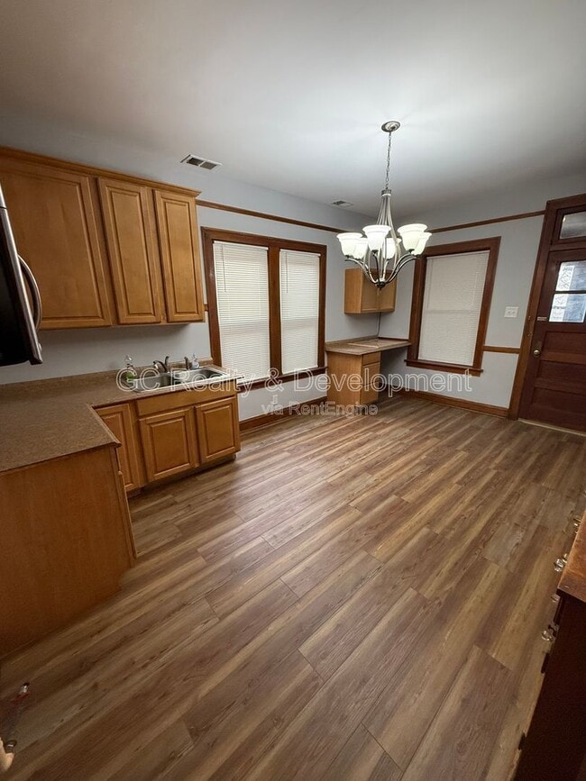 Photo - 4342 S Whipple St Unit 2