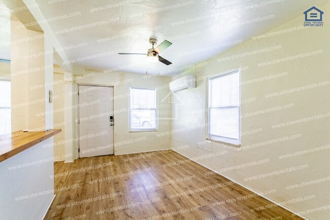 Photo - 1308 NW Williams Ave