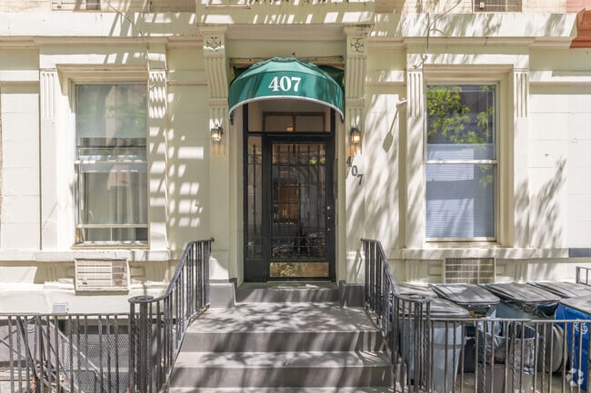 Entrance - 407 E 87th St