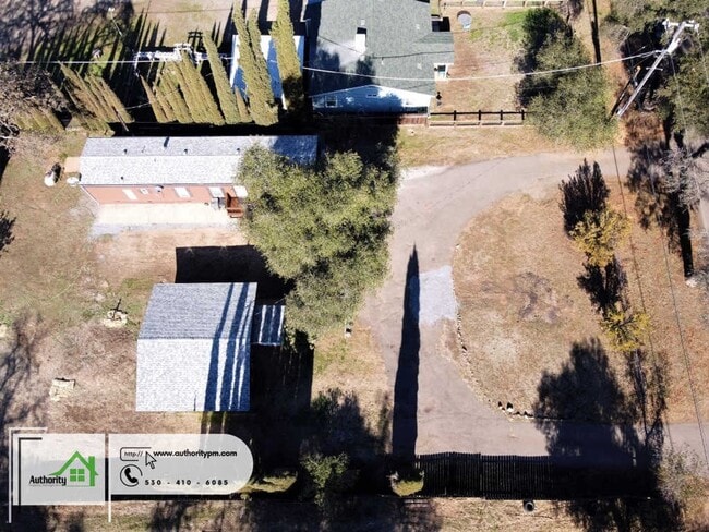 Photo - 3466 Shirley St