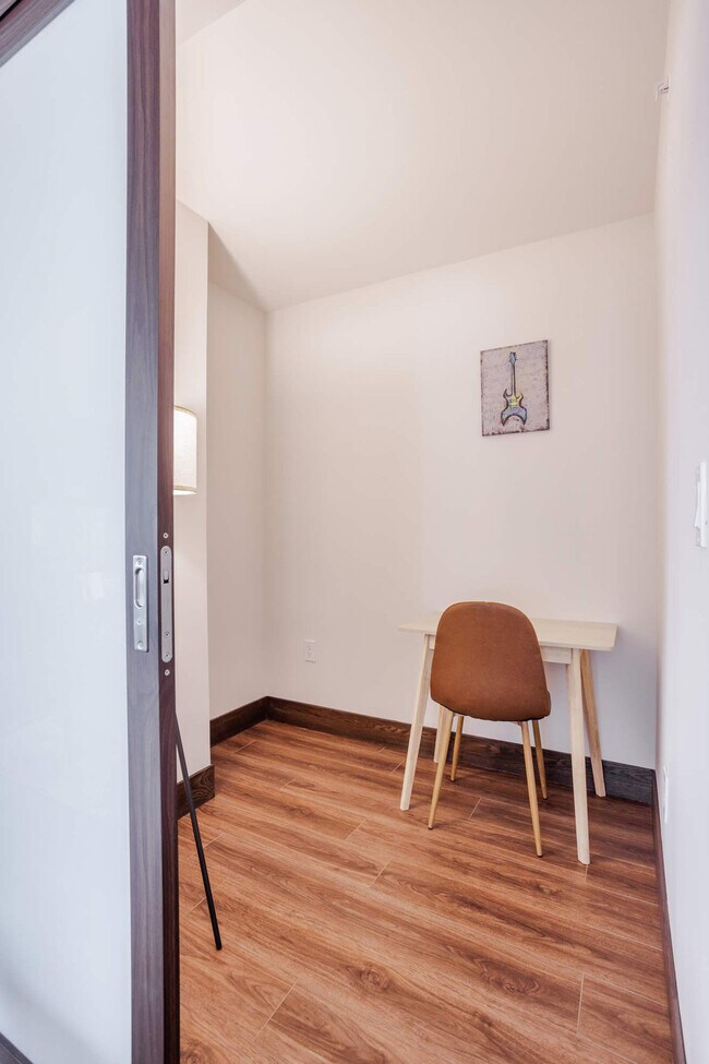 Photo - 9-JAN-JAN E 4th St Unit ID1223671P