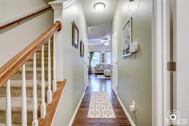 Photo - 125 Golden Meadow Ct