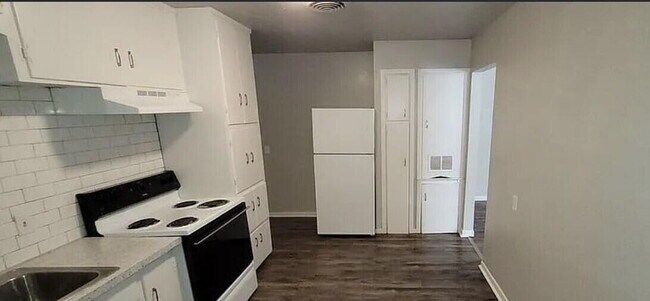 Photo - 4427 31st St