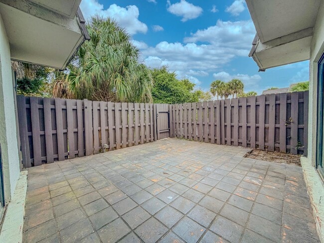 Photo - 1913 N Congress Ave