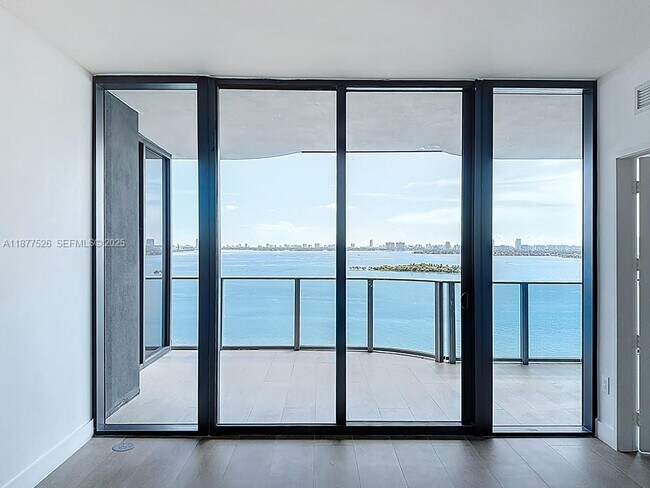 Photo - 700 NE 24th St Unit 1402