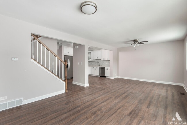 Photo - 513 Monroe Rd