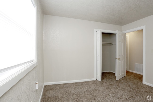 2 Bedroom - Second Bedroom - Jamestowne Apartments