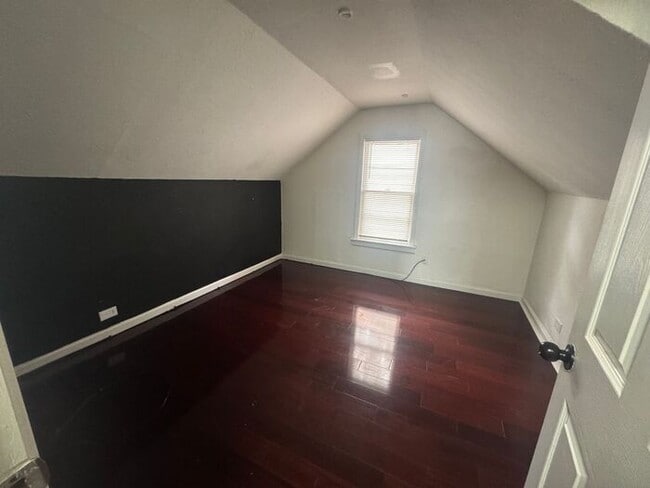 Charming 4bed/2Bath