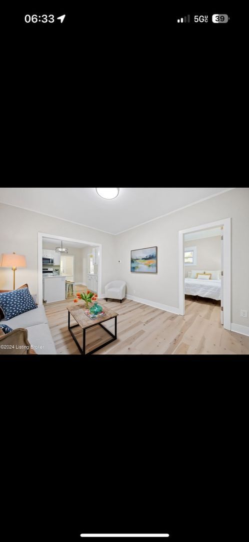 Building Photo - Charming/completely renovated 2BR House in...