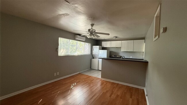 Photo - 4202 Stanford St Unit 03