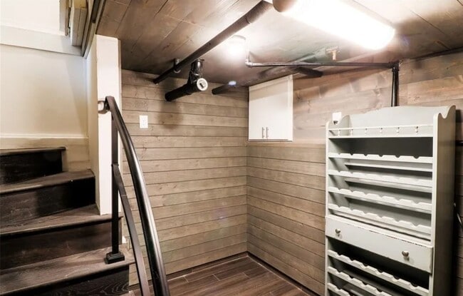 Building Photo - 3815 Laurel Canyon Blvd