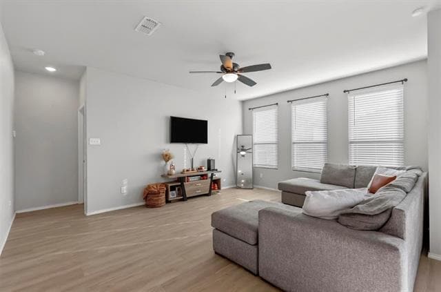 Photo - 7600 Gangway Dr