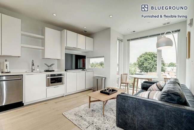 Photo - 1111 H St NE Unidad FL3-ID758