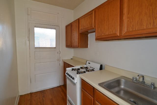 Photo - 836 W Cornelia Ave Unit N4
