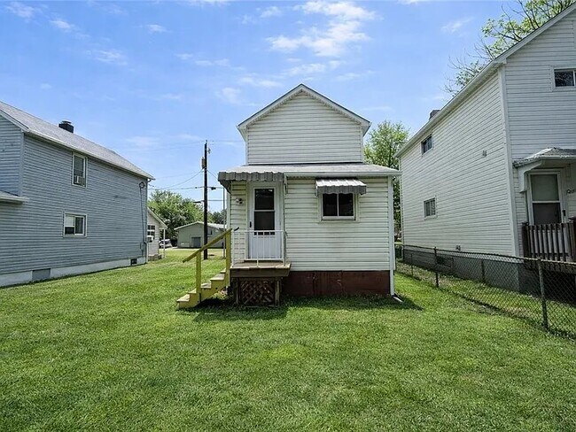 Photo - 407 Mitchell Ave