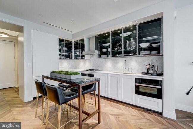Photo - 300 International Drive Unit 2307