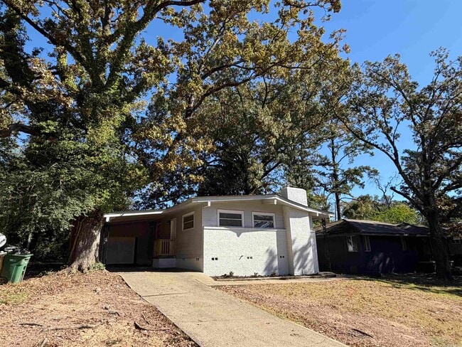 Photo - 34 Belmont Dr