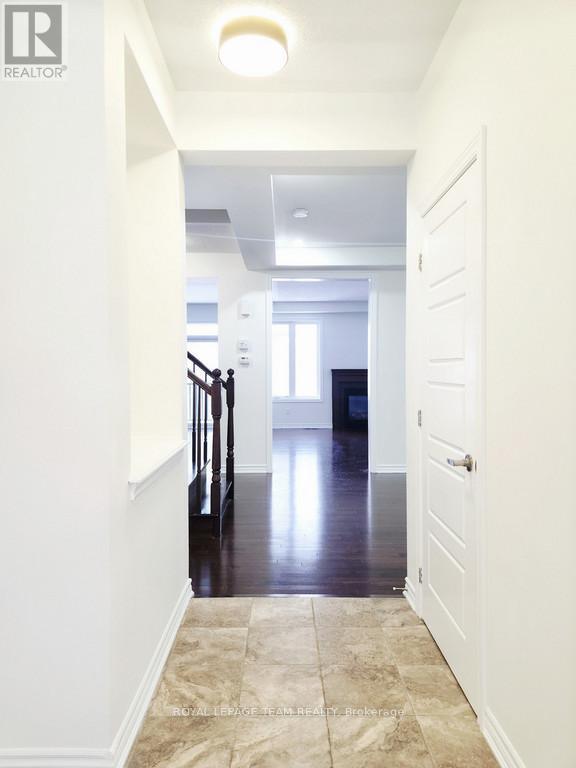 Photo - 113 Lily Pond St