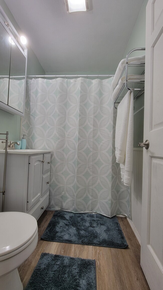 2035 W Birchwood Ave Rental House Rental in Milwaukee, WI