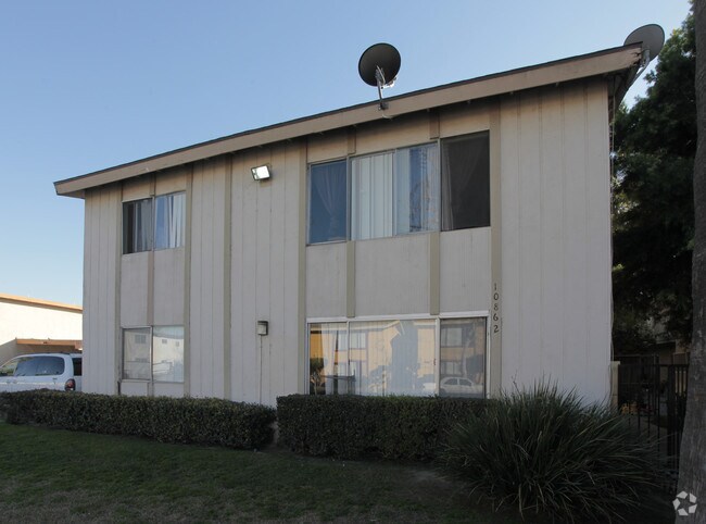 Photo - 10862, 10781 Palma Vist...