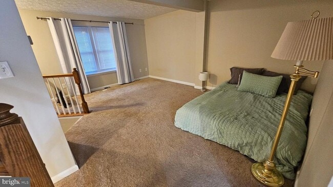 Photo - 1196 Swanhill Ct