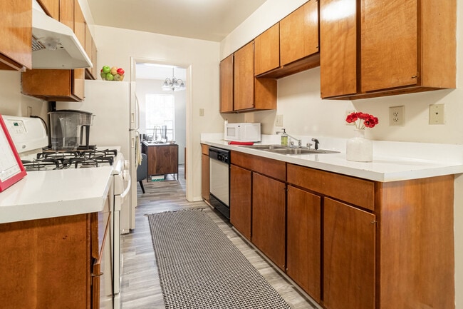 Willow Oaks Apartments