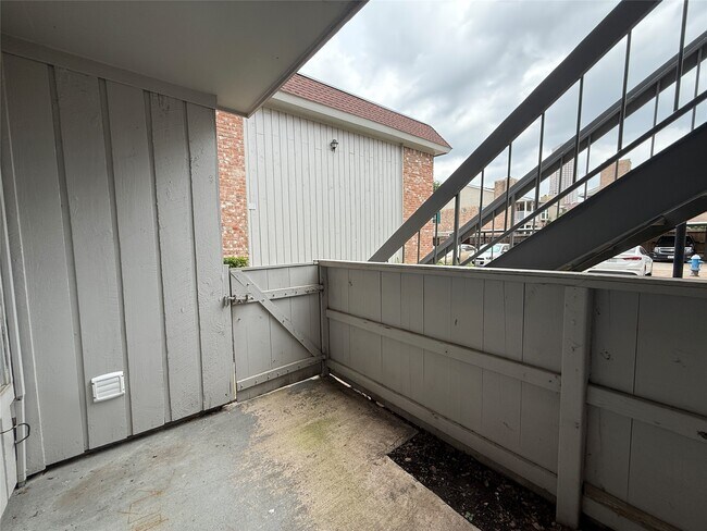 Photo - 2250 Bering Dr Unit 39