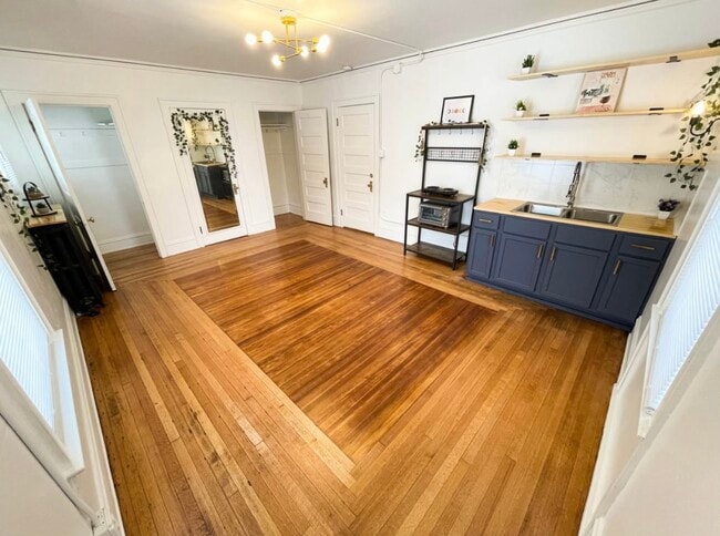 Photo - 3721 Cottage Grove Ave Unit 3