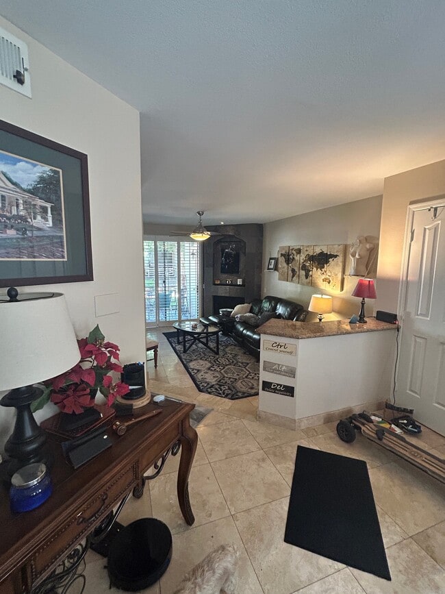 Photo - 3235 E Camelback Rd Unit 105