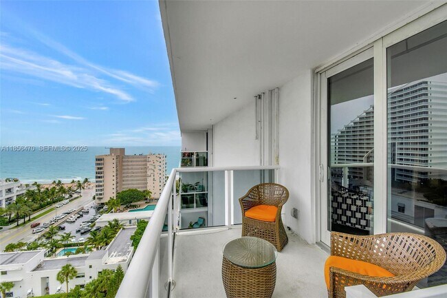 Photo - 336 N Birch Rd Unidad 16B