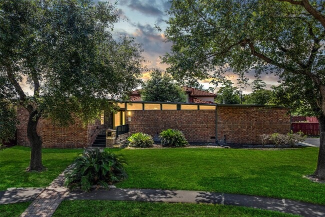 Building Photo - 12903 Figaro Dr Rental