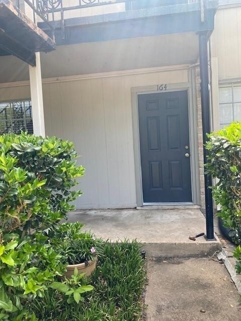 Building Photo - 5550 N Braeswood Blvd Unit 164 Rental