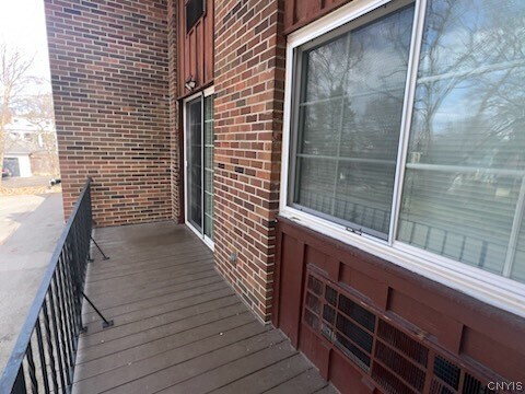 Photo - 1225 James St