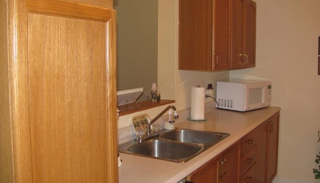 Photo - Woodbury Green