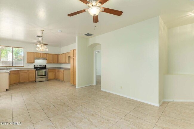 Photo - 11371 W Pima St