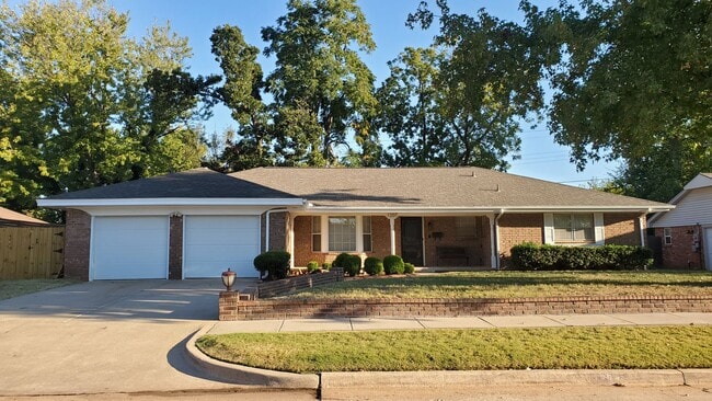 Photo - (3) Bed/(2.5) Bath Home on Cul-de-Sac Street AVAIL NOW!