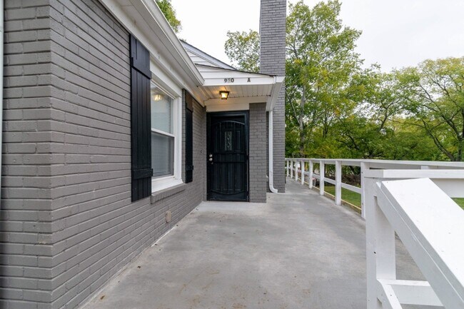 Photo - 930 32nd Ave N