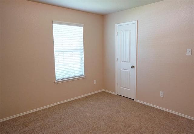 Photo - 9000 Holliday Ln