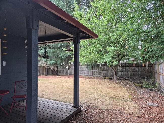 Building Photo - 3007 NE Maloney Dr Rental