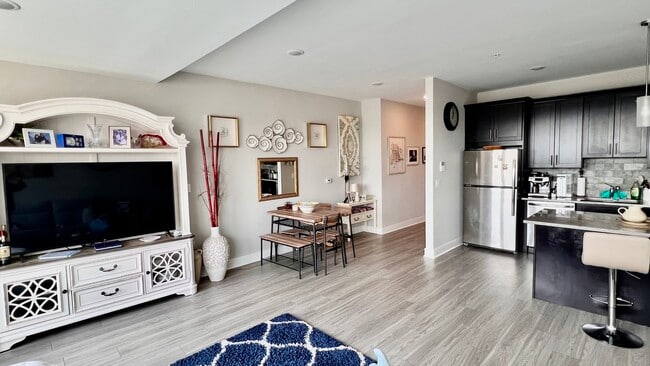 Photo - 140 Comet Way Unit C2