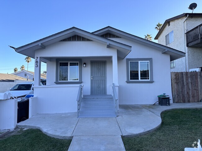 Building Photo - 783 W Sepulveda St Rental