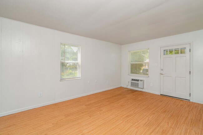 Photo - 4510 Upchurch Rd