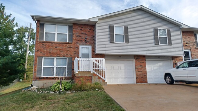 Photo - 328 Oak Ridge Pkwy Townhome