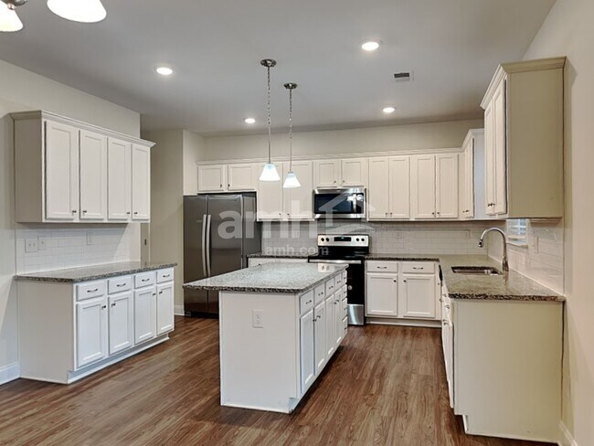 Photo - 363 Macroom Ct