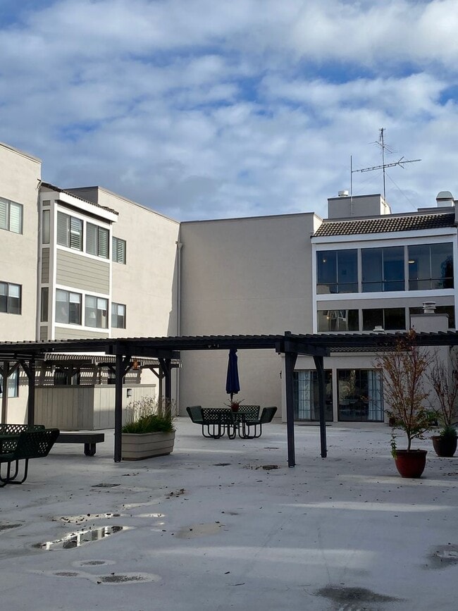 Photo - Updated 2BD/2BA Condo – Prime San Mateo Location! Unit 207