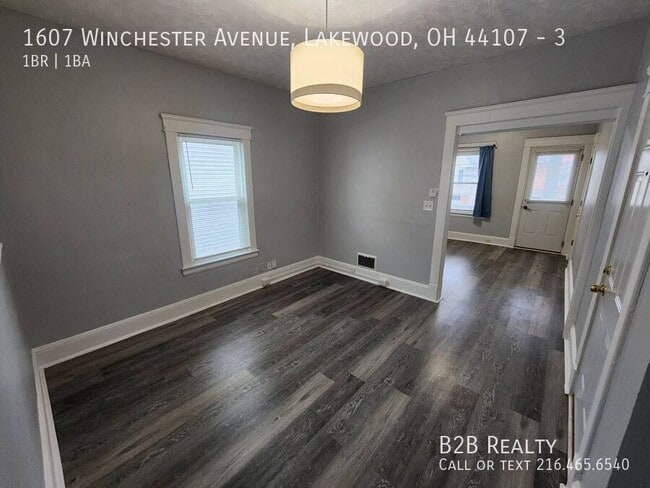 Photo - 1607 Winchester Ave Unidad 3